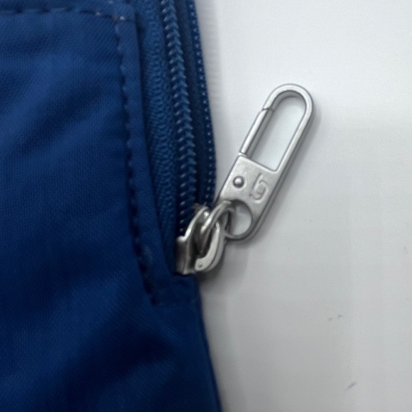 Baggallini Securtex Anti-Theft Activity Crossbody Bag - Picture 7 of 8